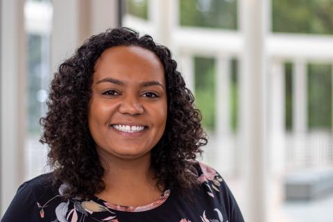 Michelle Bostic headshot