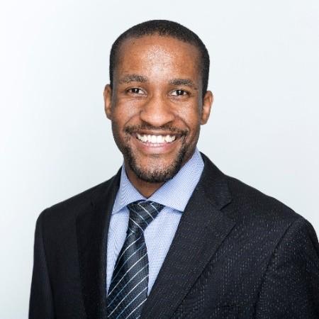 Nathan Walton headshot